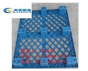 网格九脚塑料托盘叉车